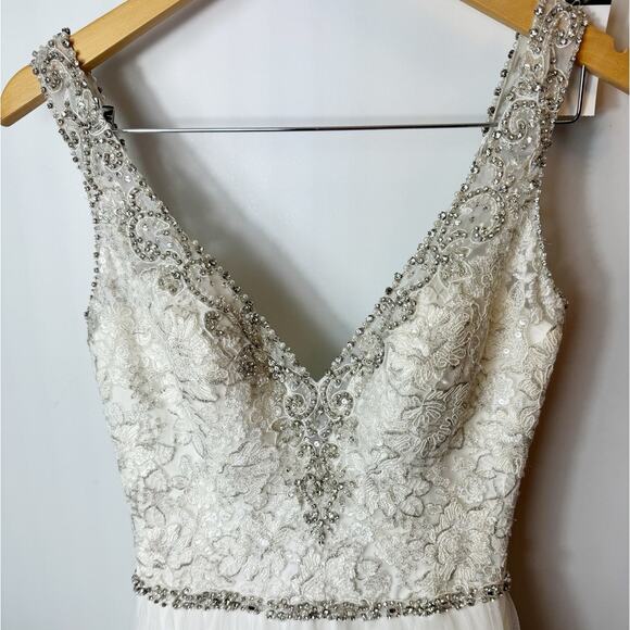 Allure Bridals Womens Wedding Dress Style 9373 Ivory Silver Beaded A-Line Sz 6 - Picture 2 of 14